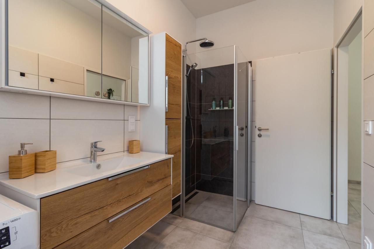Cozy, Generous City Apartment - 10 Min To City-Centre - Contactless 24H Check-In Βιέννη Εξωτερικό φωτογραφία